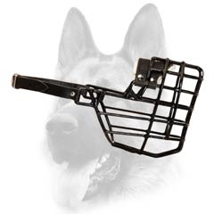 Good air flow wire cage dog muzzle