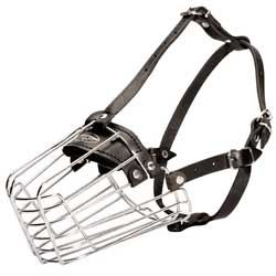 Strong wire basket muzzle for dog training