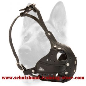 Super Light and Comfortable Leather Dog Muzzle for Attack/Agitation Training