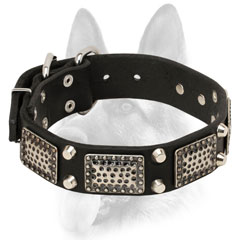 Full grain leather stylish collar